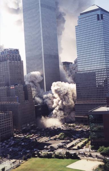 lower WTC buildings being creamed from within.